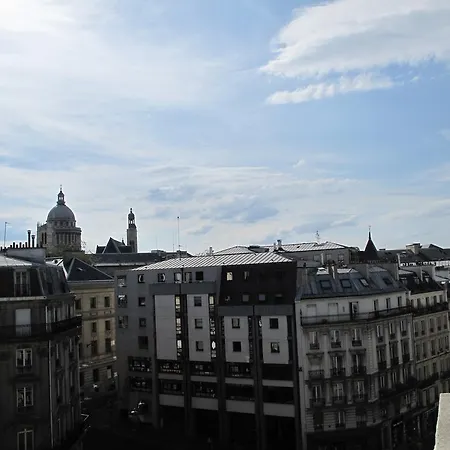 Studio Pantheon Balcon París
